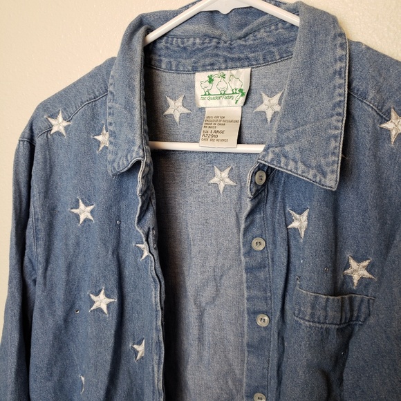 Vintage The Quacker Factory Chambray Denim Silver L Embroidered Star Button Up - Picture 3 of 6